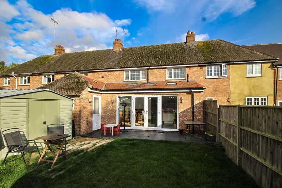 Pitcher Lane, Loughton, Milton Keynes